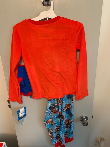 Kids Pajamas Super Mario Brothers Size 8 New with Tags Top, Bottom and Pr Socks. - Picture 5 of 8