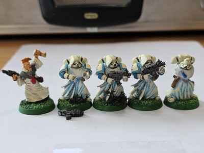 5 Vintage Professionally Painted Metal Warhammer Miniatures GW 1992