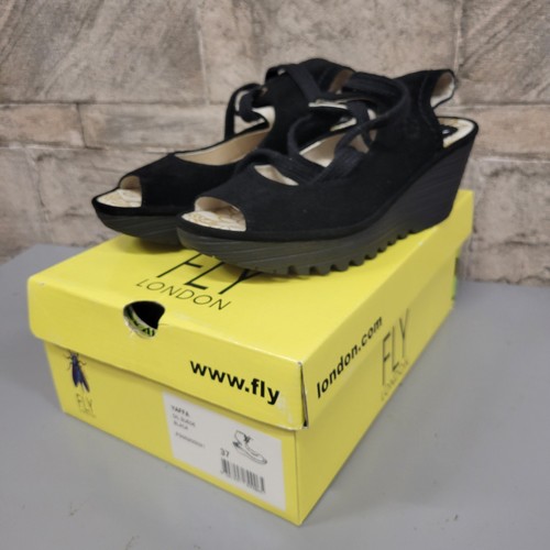 Fly London YAFFA Open Toe Shoes Sandals Oil Suede Black Leather 37 6.5 NIB