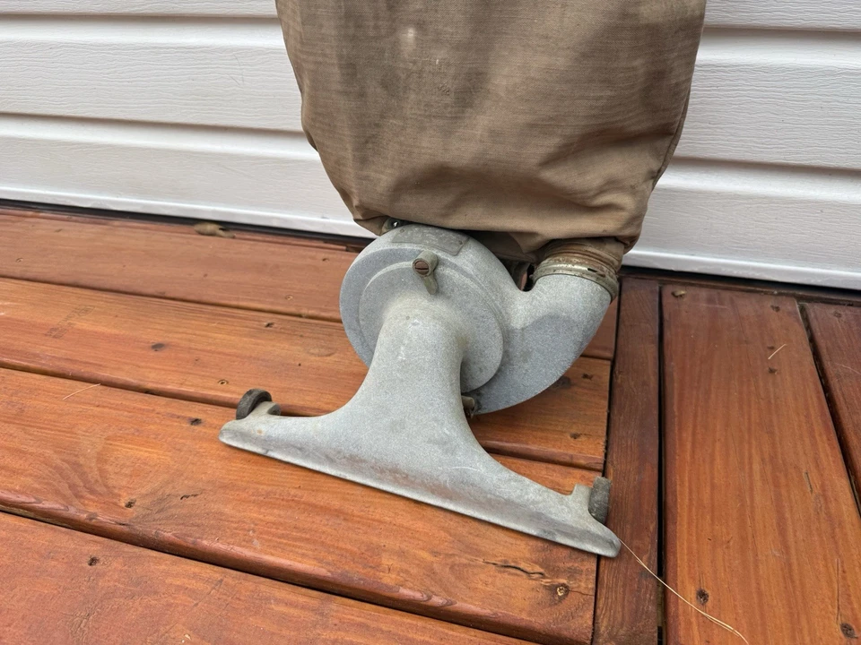 🍊Antique 1921 Eureka Model 9 Vacuum Cleaner w/ Cloth Bag Wooden Handle WORKS! - Image 2 of 4