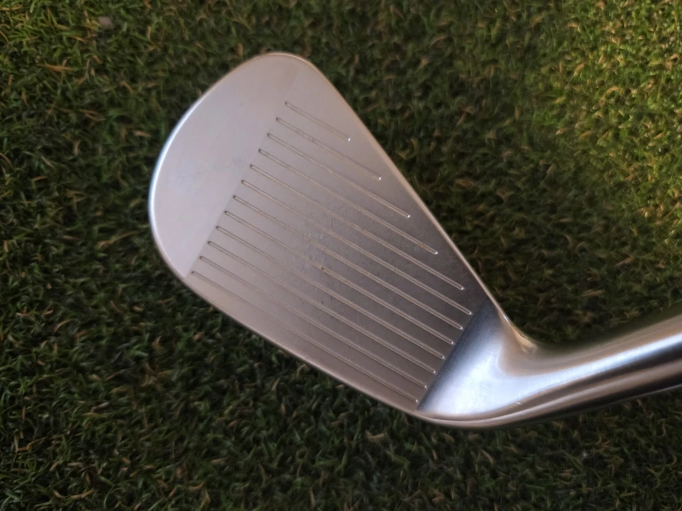 TITLEIST T200 FORGED IRON SET 5-PW AMT BLACK S300 STIFF FLEX STEEL MINUS 1/4" - Image 4 of 4