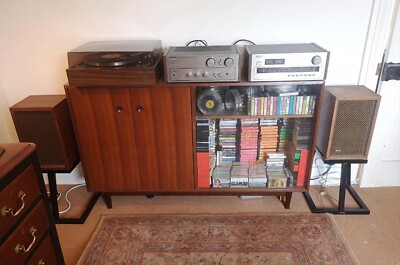 Fabulous 1970s Walnut Wood Cased Sony hifi separates Speakers