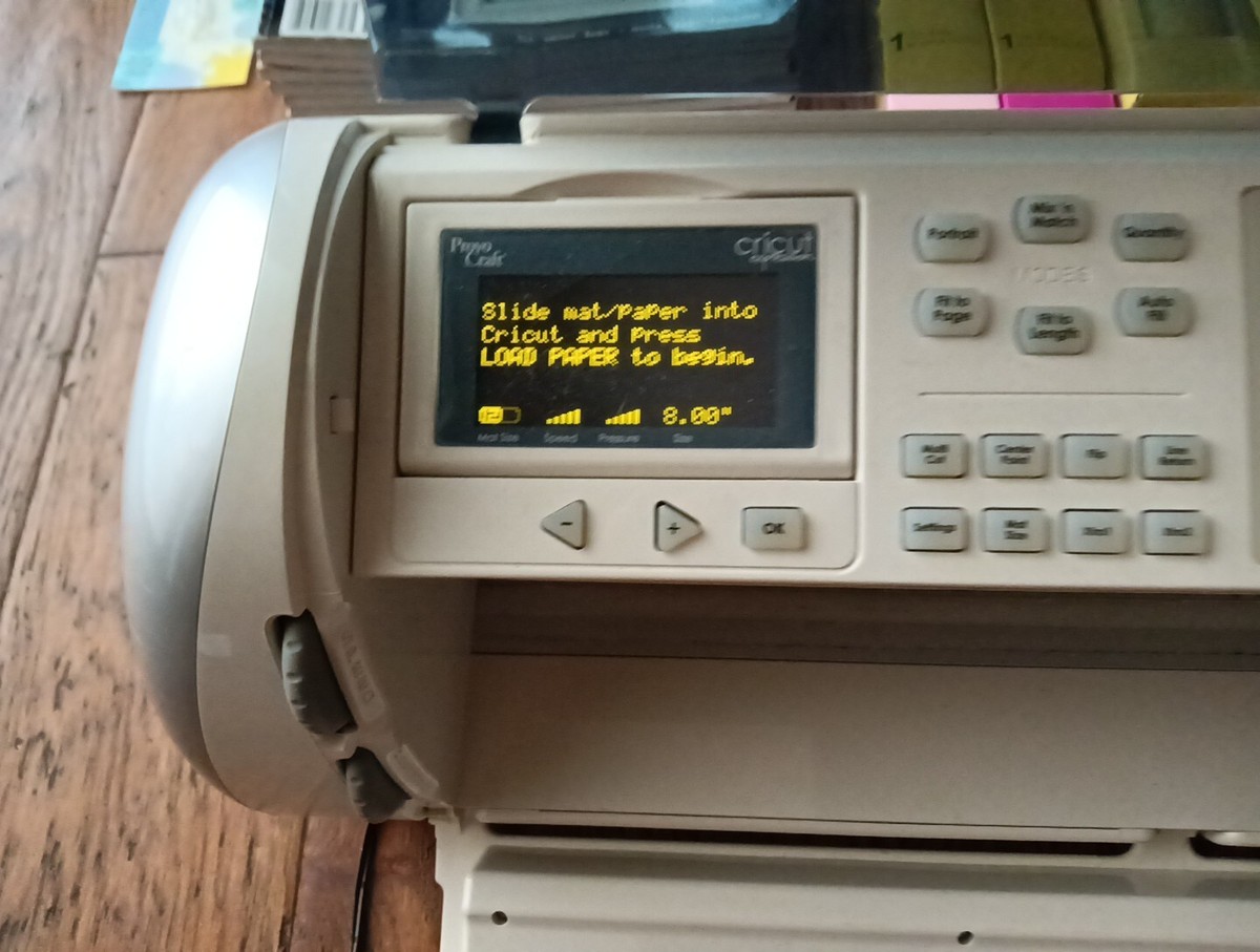 Cricut CRV001 Personal Cutter Machine 6 Cartridges, Vinyl Paper