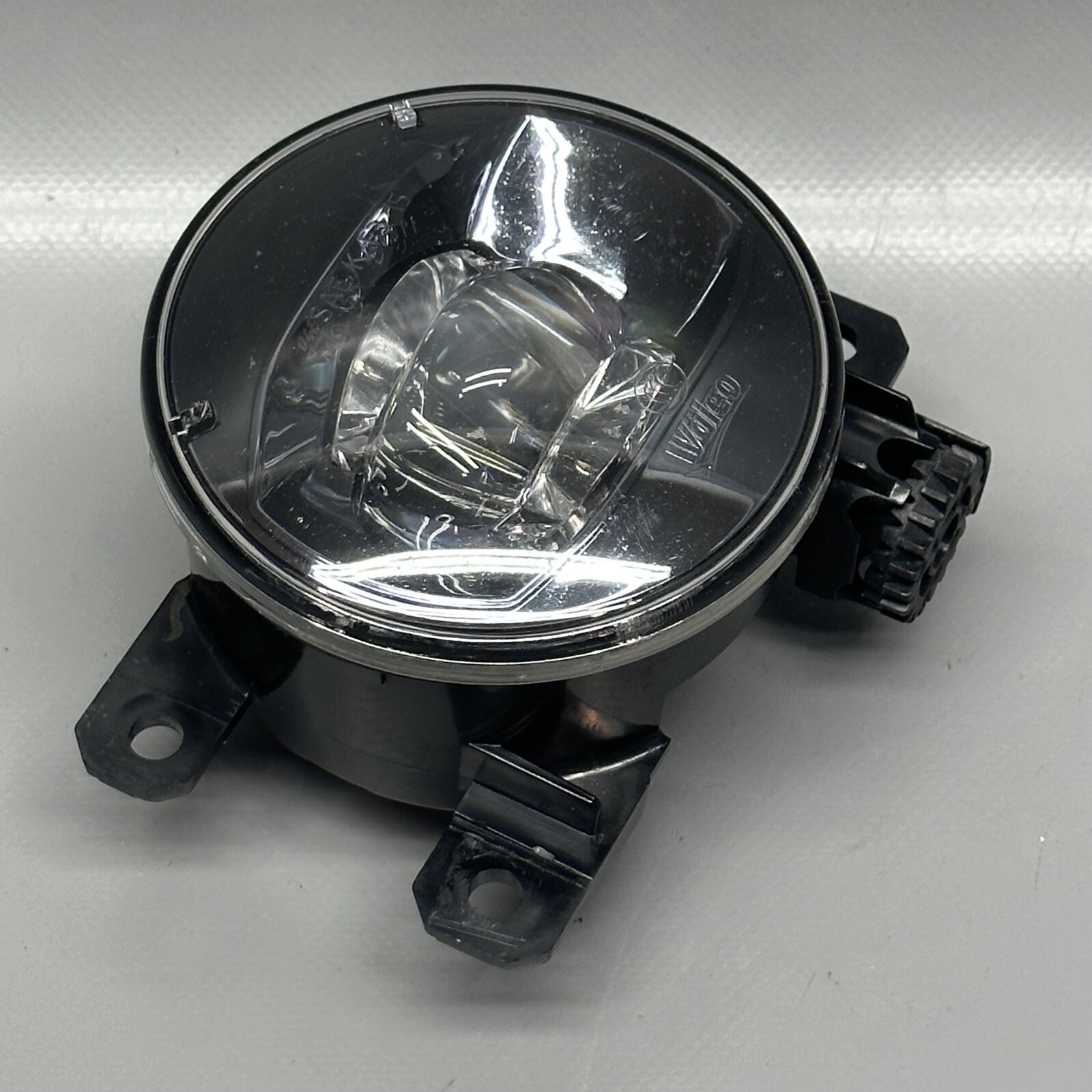 MASERATI LEVANTE FOG LIGHT LEFT RIGHT 2017 2018 2019 2020 OEM 670033497