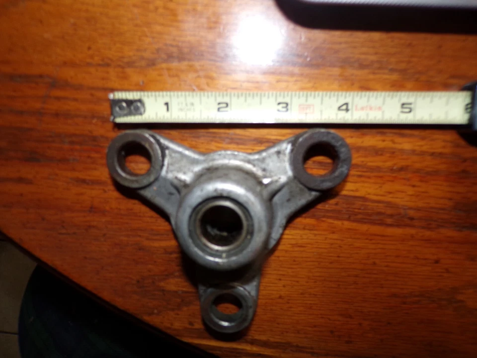 Buena aleación usada Mercedes-Benz #1864100030 eje de hélice centrado cruz 190SL, pontón Foto 4 de 4