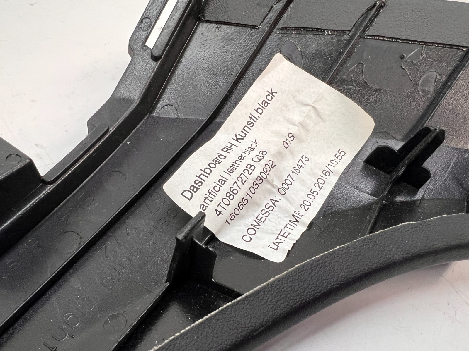 LAMBORGHINI HURACAN EVO TECNICA PASSENGER RIGHT DASH TRIM PILLAR OEM 4T0867272B