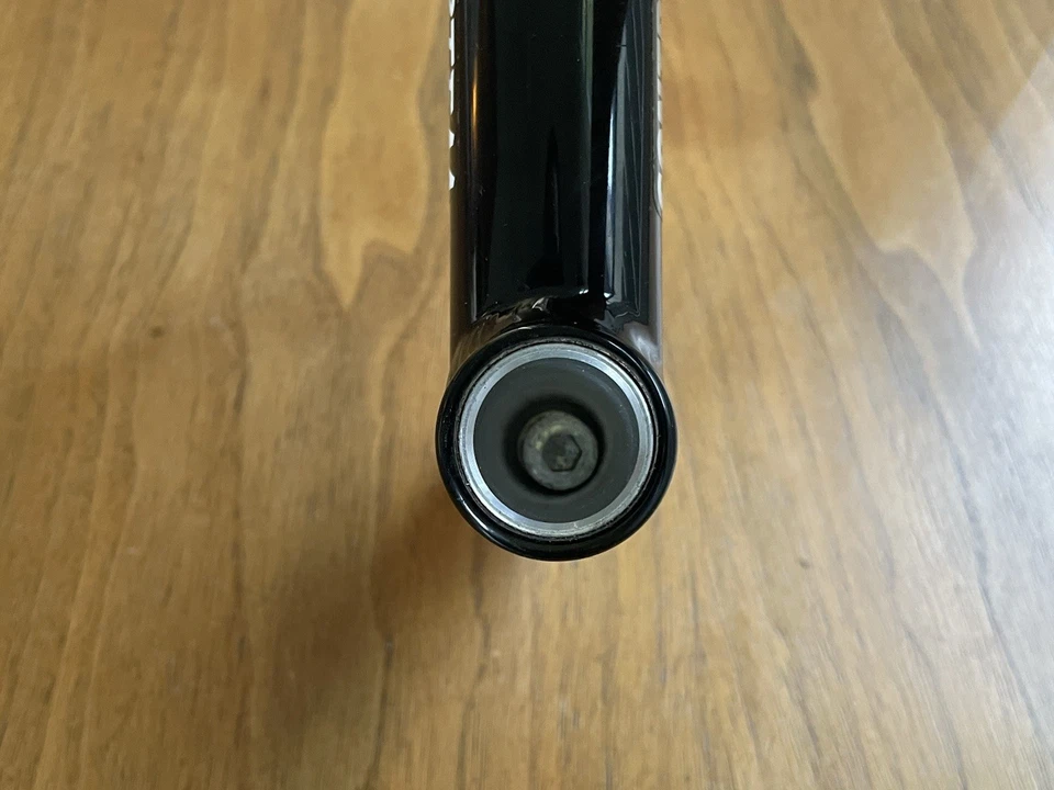 VÁSTAGO DE PLUMA DE ALEACIÓN CONTROL TECH DE COLECCIÓN 150 MM 0 GRADOS 1-1/8" 25,4 NEGRO Foto 4 de 4