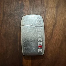 Briquet à gaz ZIPPO BLU Marlboro jamais utilisé neuf sans vente