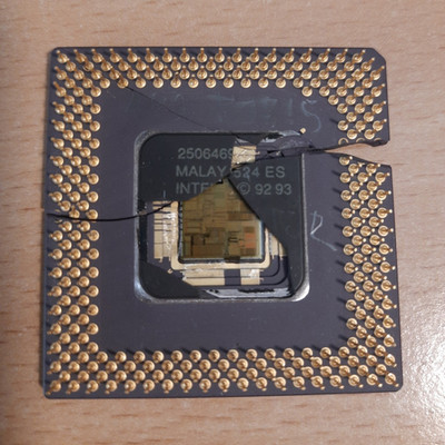 Intel Pentium 1 CPU geöffnet   Chip/Die sichtbar   Vintage 1993 