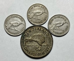 1933 - 1961 New Zealand 6 Pence & 1 Florin Silver Coins Combine Shipping