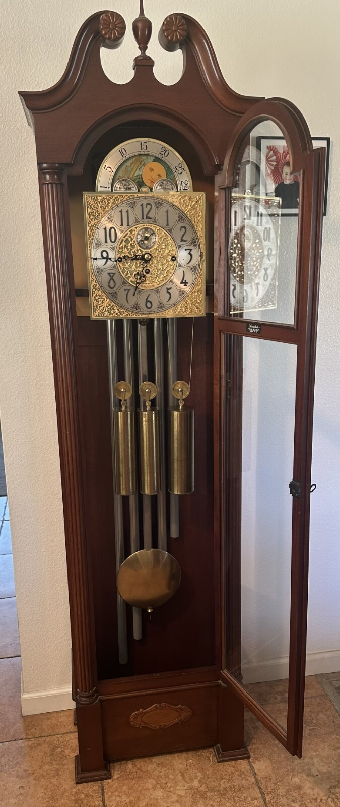 Herschede Model #217 - Grandfather Clock (Hall Clock) Antique. 