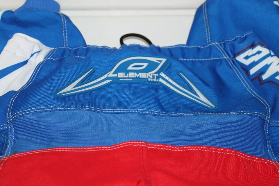 O'Neal Element 骑行裤越野赛,84742,皇家/红色/白色,鲨鱼,青少年 8/10 — 第 3/4 张图片