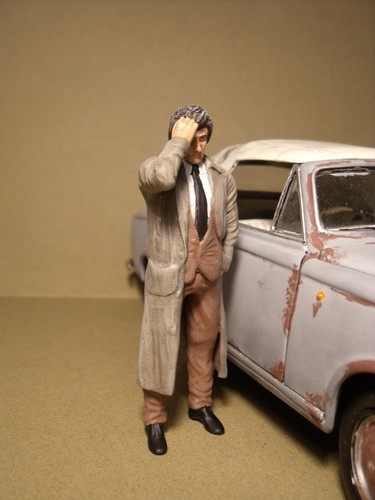 1/18 FIGURE COLUMBO PETER FALK VROOM UNPAINTED SOLIDO WELLY NOREV MINICHAMPS - Picture 3 of 5