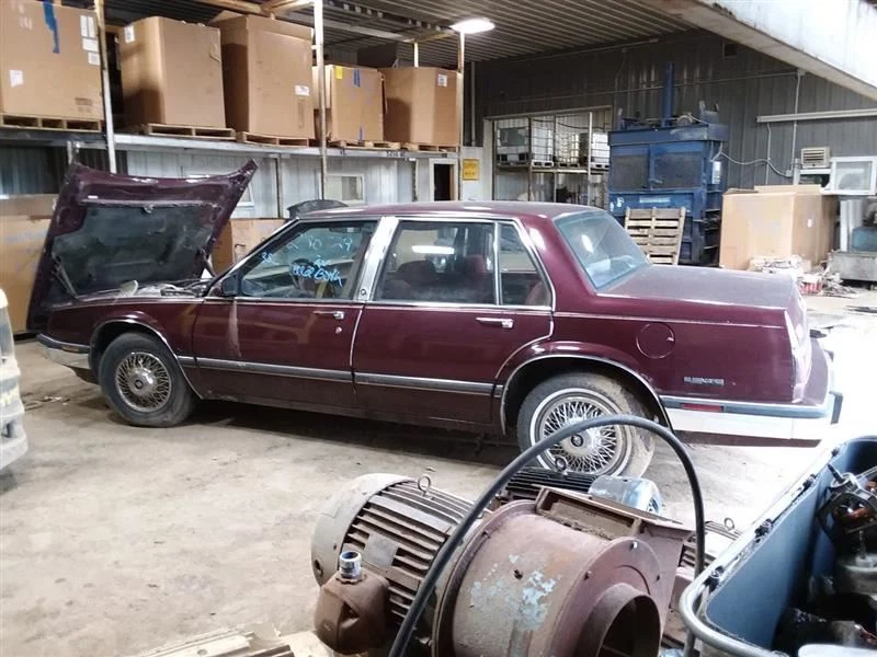 油箱带增压选项适用于 89-97 BONNEVILLE 1983863 — 第 3/4 张图片