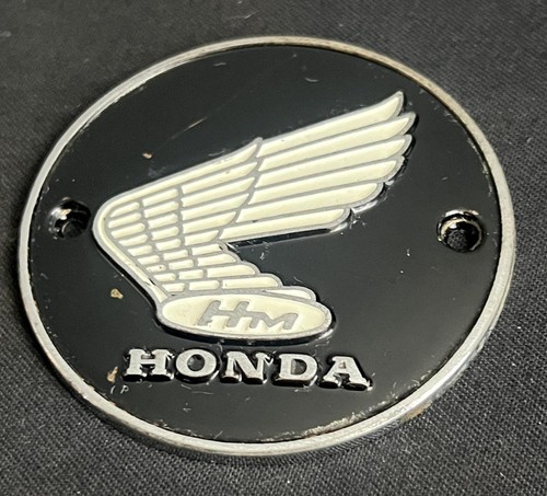 INSIGNIA EMBLEMA TANQUE GASOLINA CUBIERTA LATERAL VINTAGE MOTO HONDA HM - Imagen 2 de 8