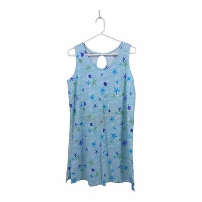 On White Ladies Size Large Dress
