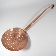 ANTICA GRANDE SCHIUMAROLA SCHIUMAIOLA MESTOLO FORATO SCOLAPASTA IN RAME W102