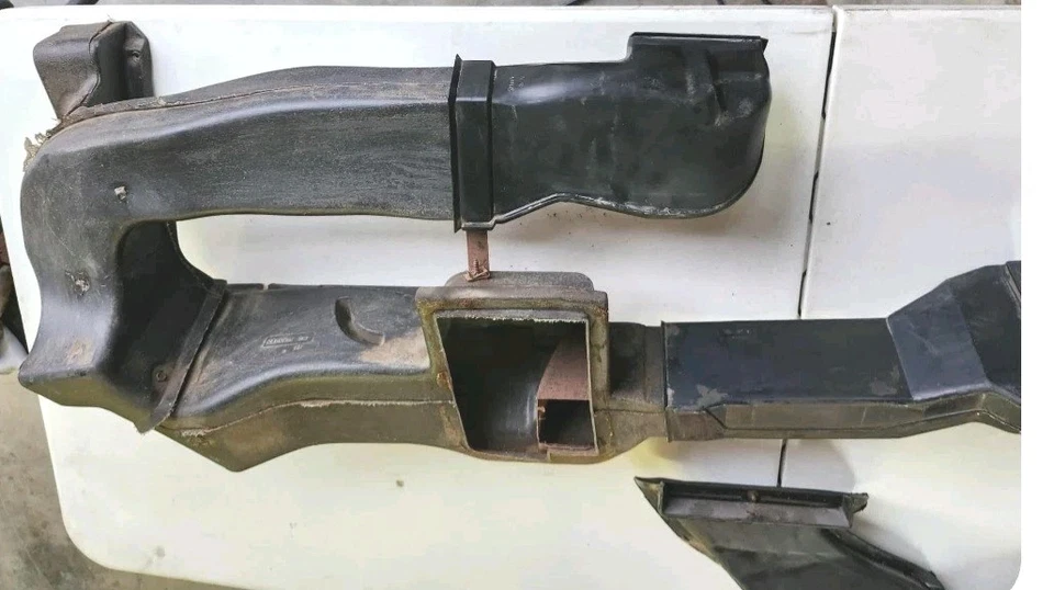 JUEGO COMPLETO DE CONDUCTOS FIREBIRD TRANS AM FORMULA ORIGINAL GM AC 70-81 Foto 2 de 4