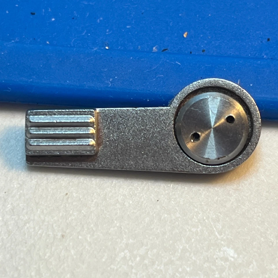 Рычаг автоспускания Minolta SR-7 оригинальная деталь совместима с ранней серией SR - Изображение 2 из 3