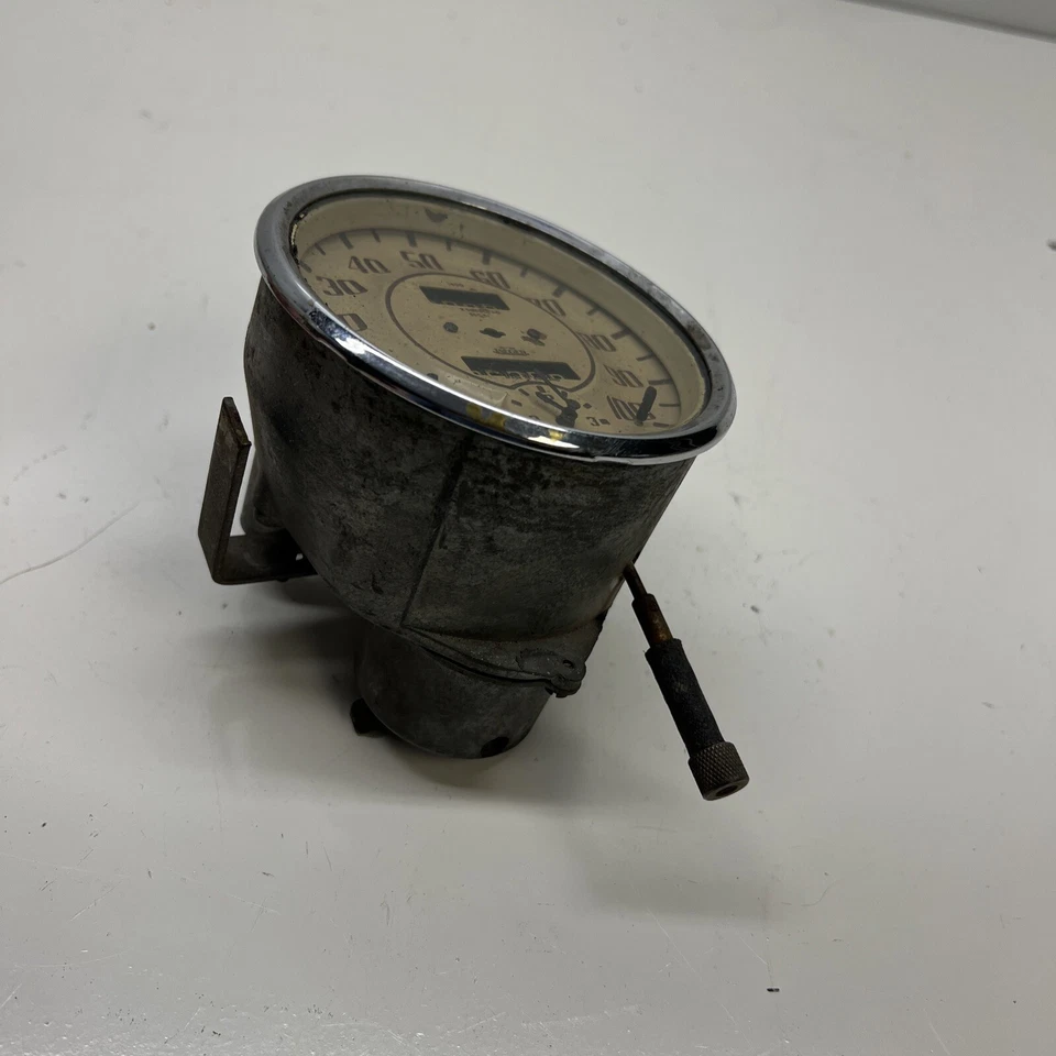 Velocímetro Jaeger vintage cara blanca, Triumph, AC, Bristol, Jaguar? Foto 3 de 4