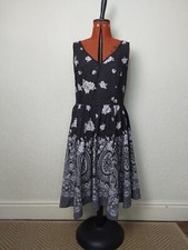 monsoon dress 16, fit and flare 100% cotton floral with spots. sleeveless midi