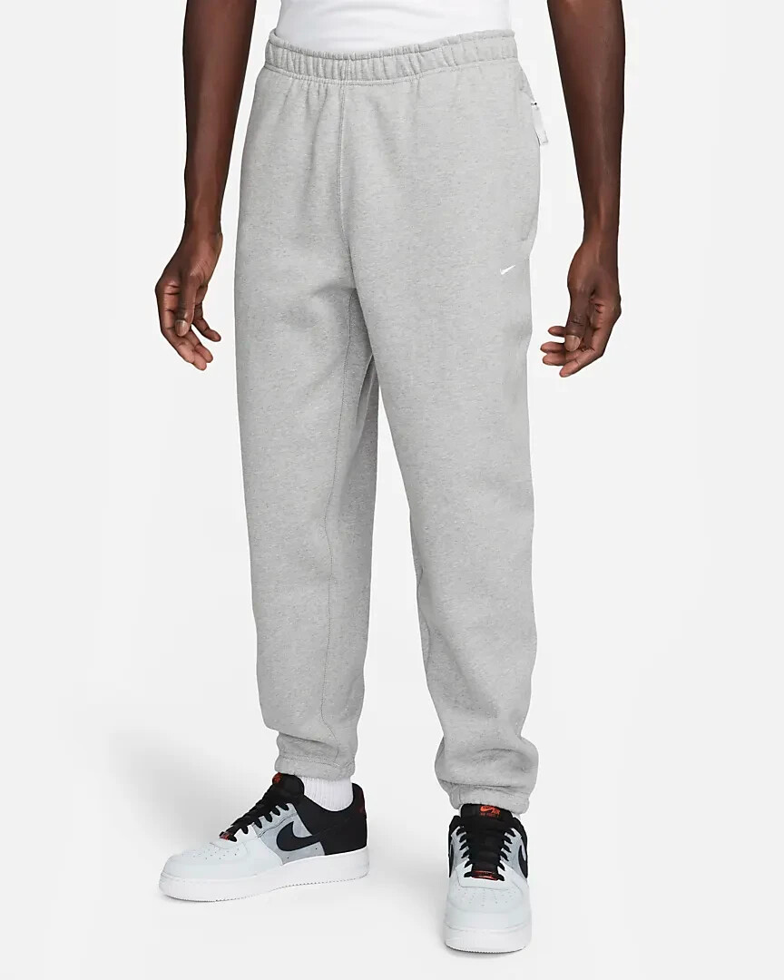 Nike Solo Swoosh Heavy Weight Fleece Pants Size XL Mens Grey Nike Solo Swoosh Heavy Weight Fleece Pants Size XL Mens Grey