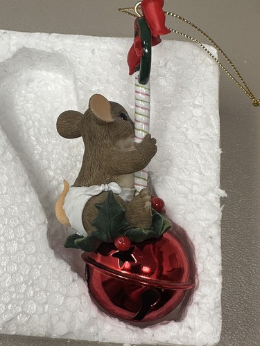 Charming Tails Baby’s 1st Christmas First Ornament Jingle Bell Baby Limited 2001 - Picture 5 of 6