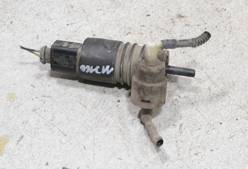 VW Passat 3BG Variant Bj 2001 Wisch Wasch Wasser Pumpe #113160-F462