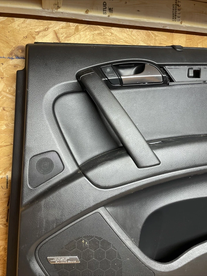 Panel de puerta interior trasero derecho negro Audi Q7 2007-2015 Foto 2 de 4