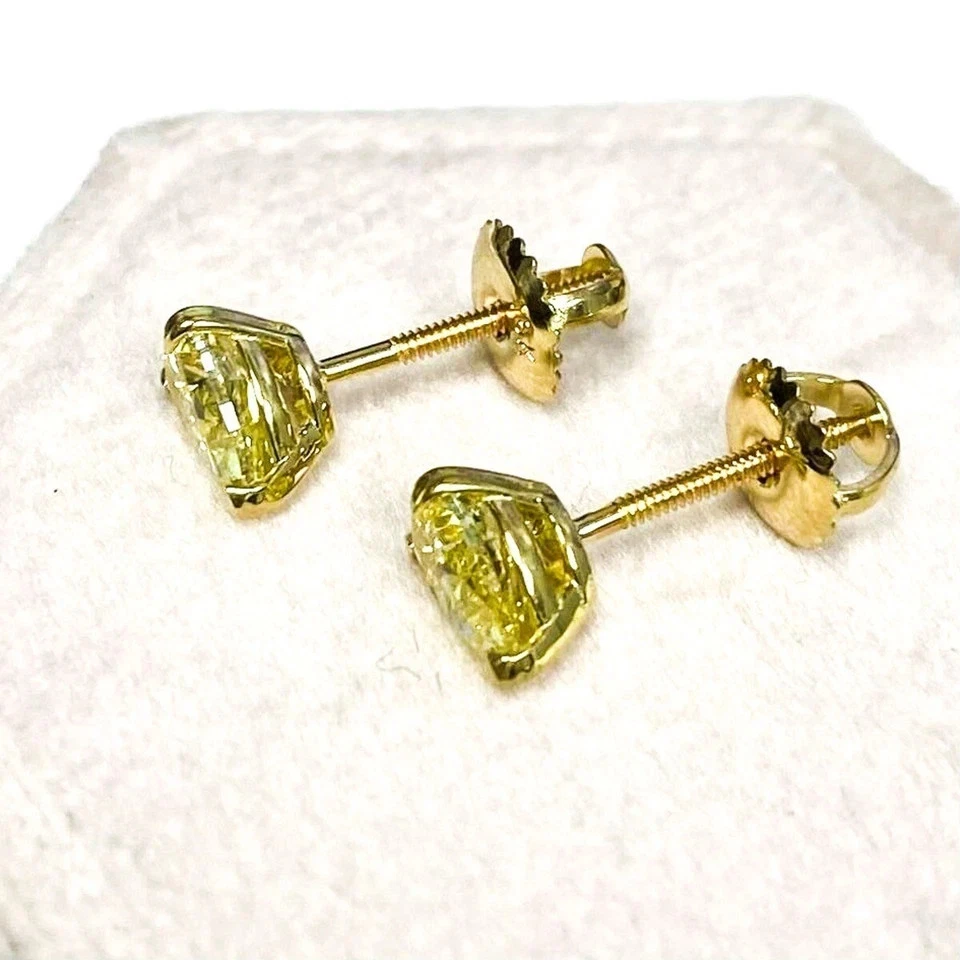 Aretes de diamantes amarillos vivos de lujo cultivados en laboratorio con corte de pera de 2 quilates de oro amarillo de 14 k Foto 4 de 4