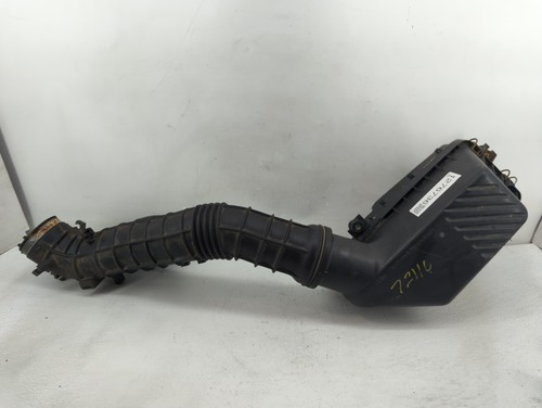 Used OEM Honda CR-V Air Intake Cleaner Filter Duct Hose Tube Set A+B – 2002-2006 – 17210-PNA-000