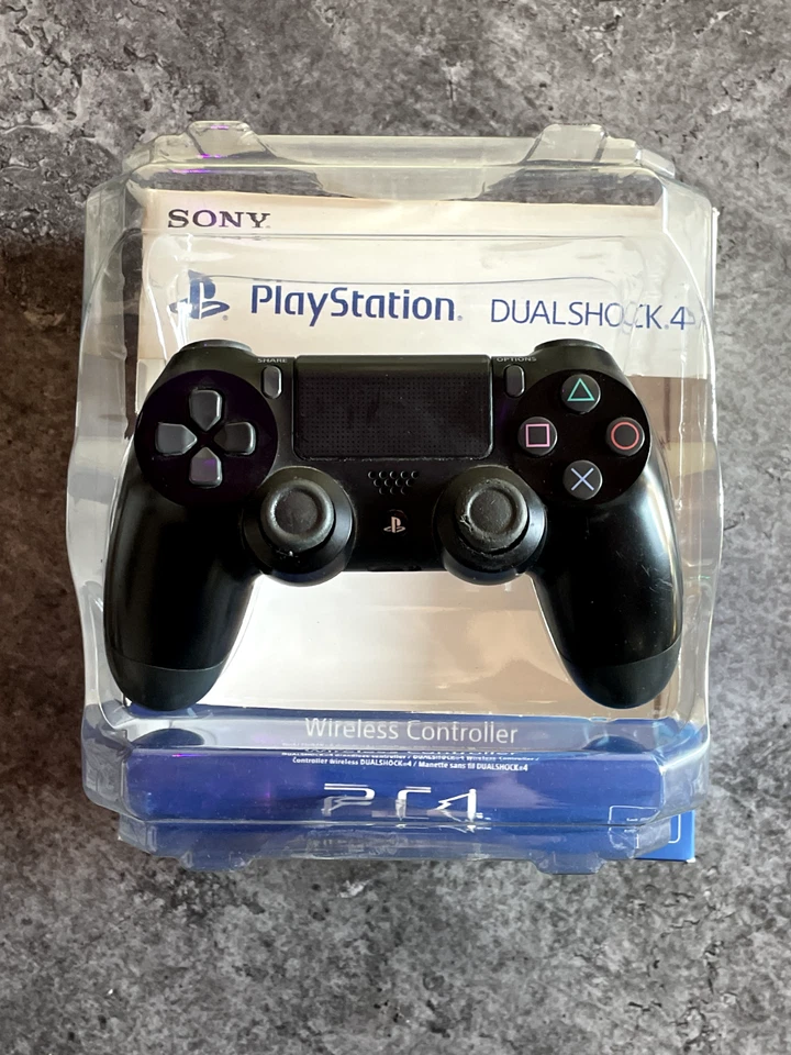Sony DualShock 4 Controller per PlayStation 4-Jet Black (with analogical drift) - Immagine 3 di 4