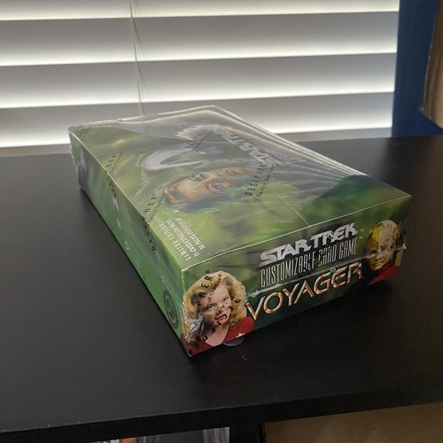 Star Trek CCG Decipher Voyager SEALED Booster Box TCG NEW SEALED - Picture 5 of 6