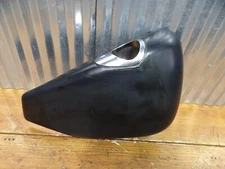 05 Harley Sportster XL 1200 883 RIGHT BLACK OIL TANK SIDE COVER 57200092DH