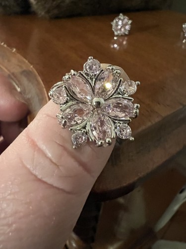 Fashion Cocktail Flower Ring W/ Pink Stones & Matching Earrings - Picture 2 of 5