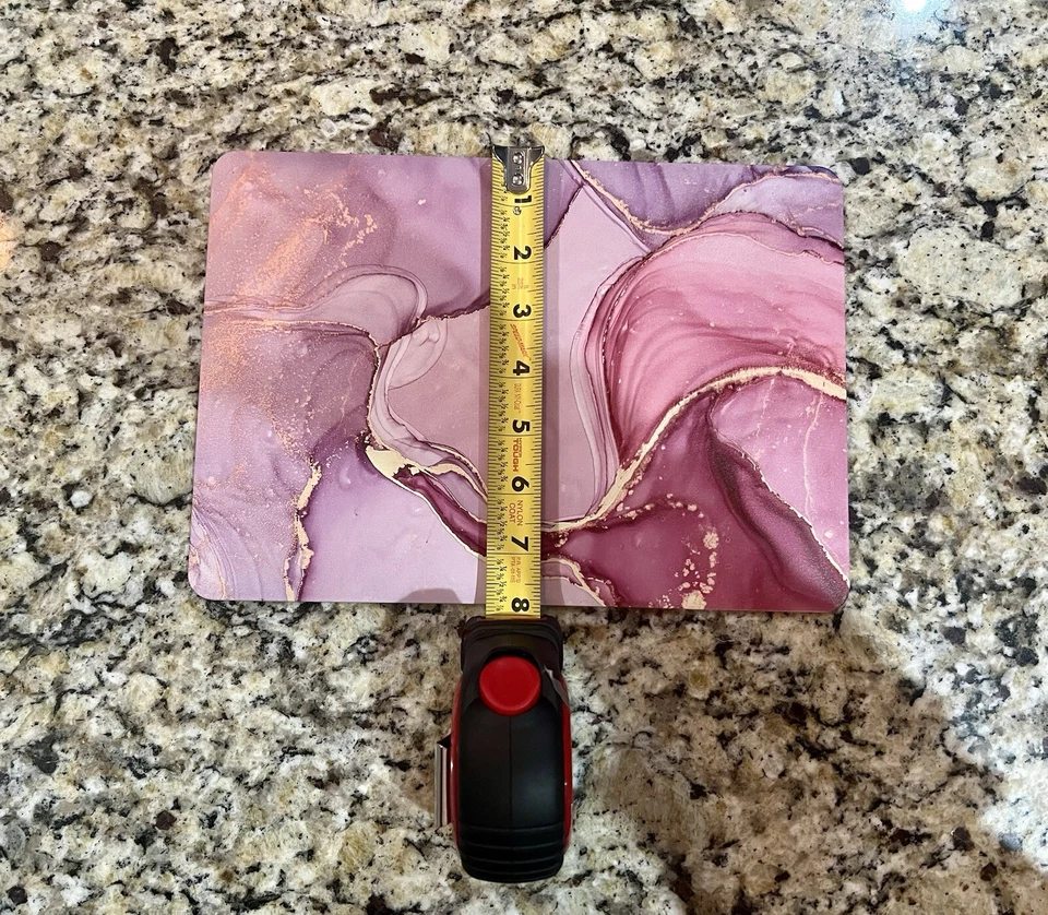 Cubierta rígida Mac Book de mármol rosa con cubierta de teclado de silicona decorativa Foto 4 de 4