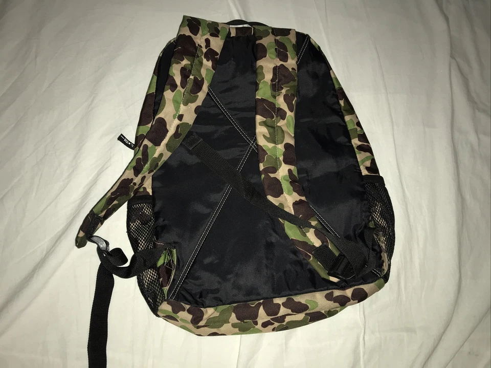 CONVERSE ALL STAR - Mens BACKPACK, Original Core, Sandy Camo Print - Image 3 of 4