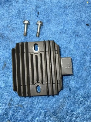 13-17 KAWASAKI NINJA 300 EX300A OEM RECTIFIER VOLTAGE REGULATOR