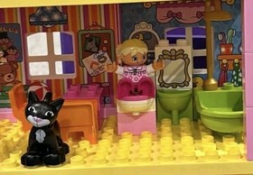 Retired Lego Duplo Play House 10505 COMPLETE Excellent Pre-owned Condition 