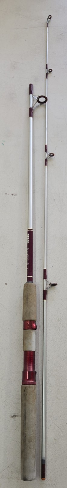 Vintage Zebco Sportfisher SSS 506 6' 2PC White Medium Action