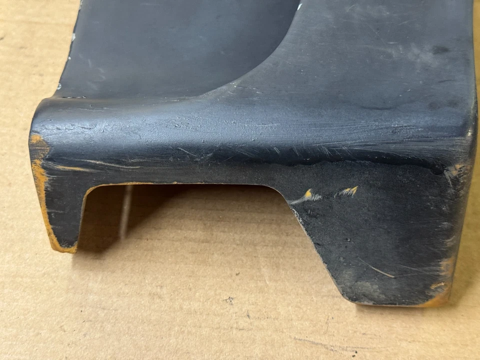 91-93 Ford Mustang GT GUARDABARROS DELANTERO EFECTO SUELO ESPATA GFX LH DRIVERS de fábrica OEM Foto 2 de 4