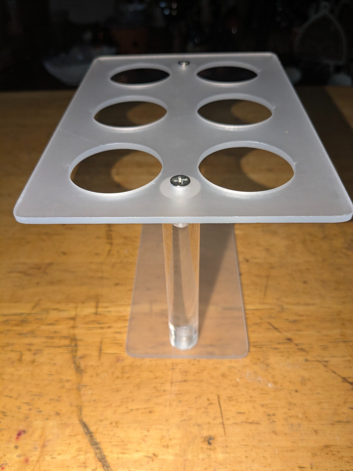 NEW-Ailelan Clear 6.75" Long x 4.75" Wd x 4" Hi Acrylic 6  Ice Cream Cone Holder