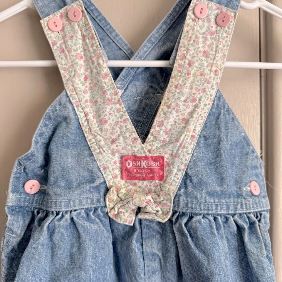 Винтажный 90-х OshKosh B'gosh синий джинсовый комбинезон с розовыми акцентами 4T - Изображение 2 из 4