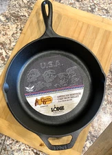 Cracker Barrel Lodge Mt. Rushmore Cast Iron Skillet 2018 Heritage Series NWT