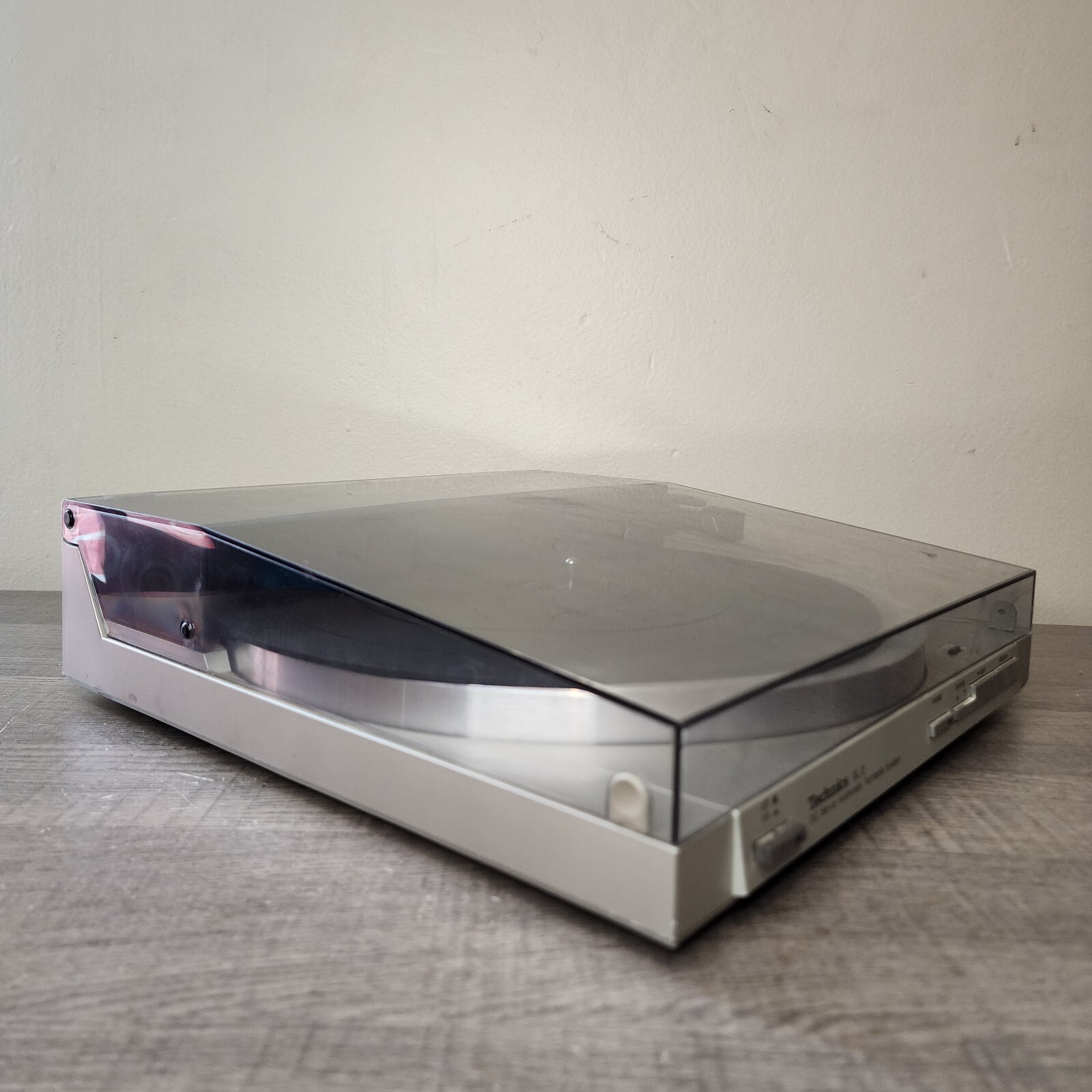 Vintage Technics SL3 Turntable Record Player Linear Tracking Belt