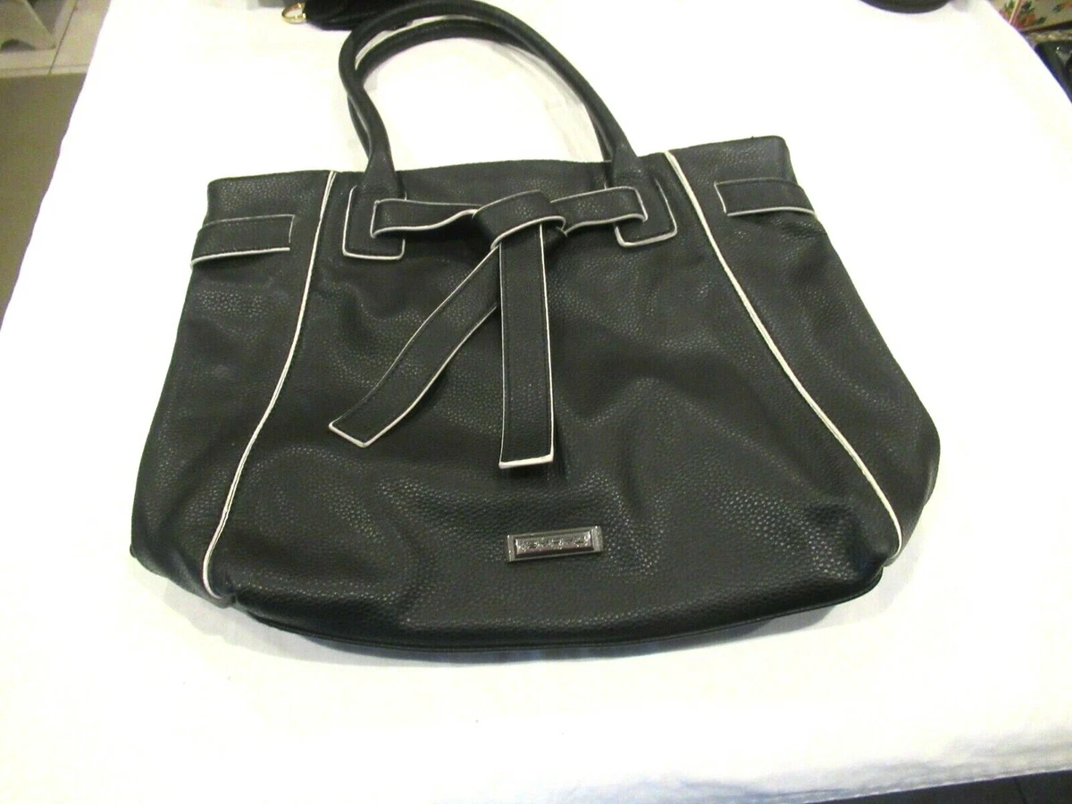 Tahari pocketbooks clearance