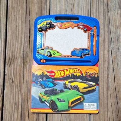 Hot Wheels Board Storybook With Attached Magnetic Drawing Board  PreOwned Good