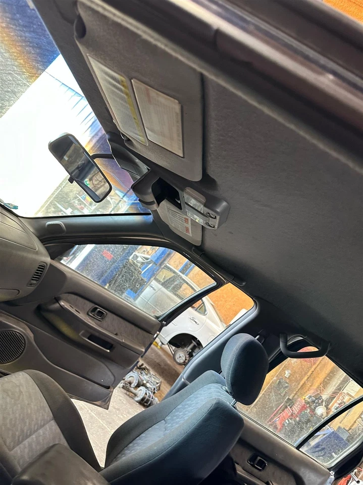 Conjunto de filtro de aire usado se adapta a: Nissan Pathfinder 1997 6 cilindros grado A Foto 2 de 4