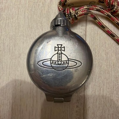 Vivienne Westwood Portable Ashtray Silver cigarettes Case Round