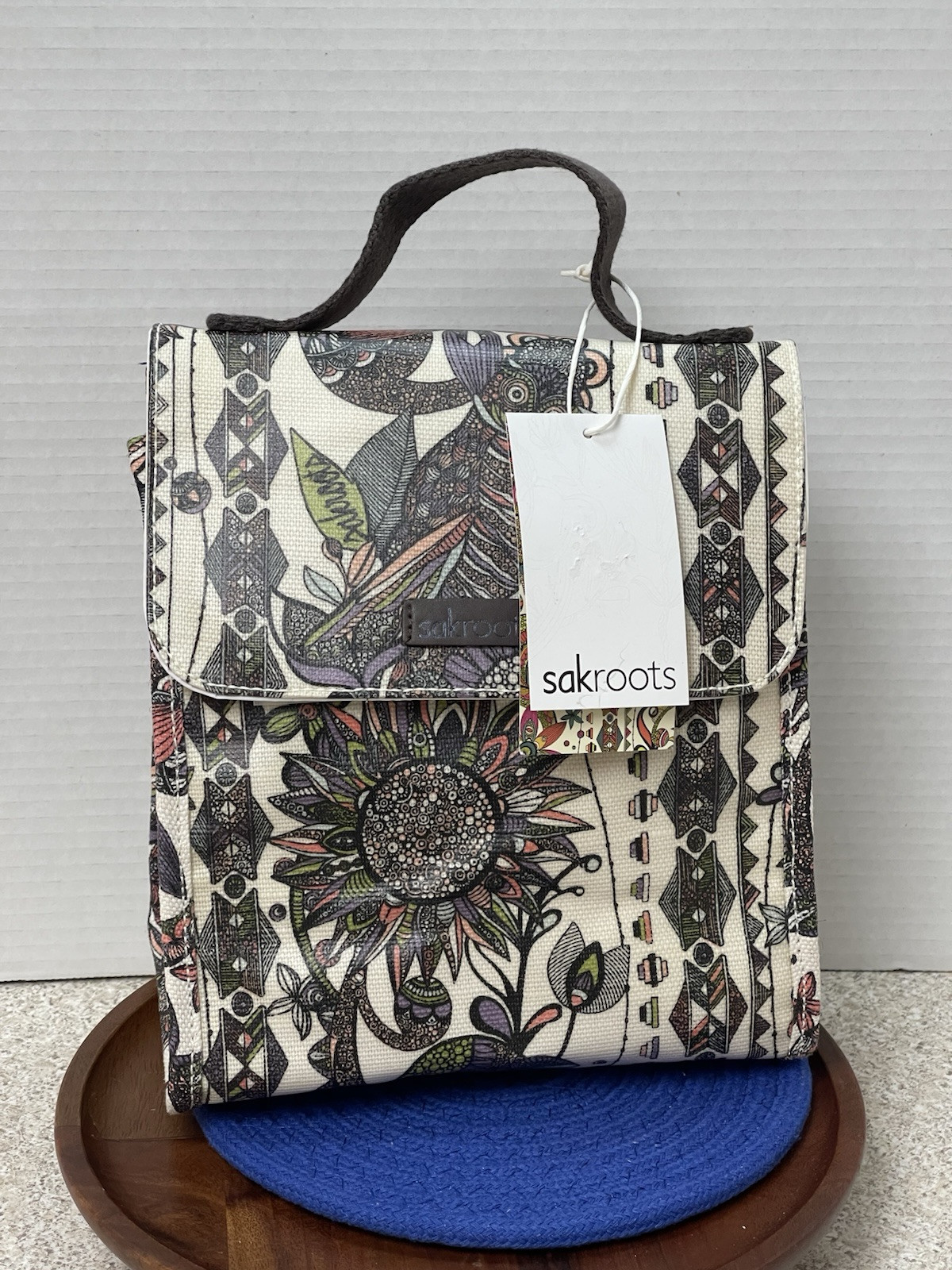 SAKROOTS New Artist Circle Lunch Bag by Valentina Ramos Harper-Spirit Desert/Owl